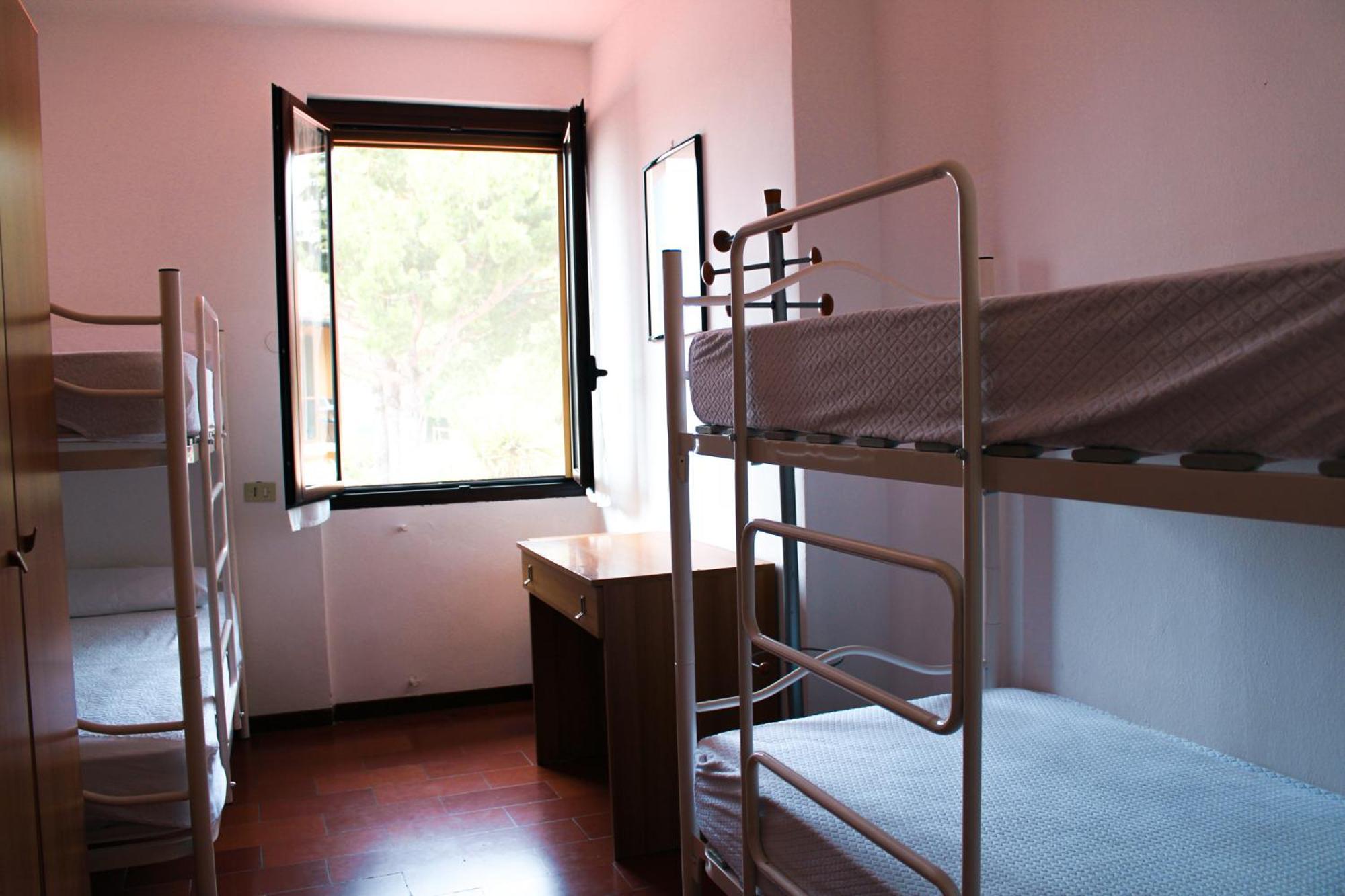 Camping La Rocca Manerba del Garda Ngoại thất bức ảnh