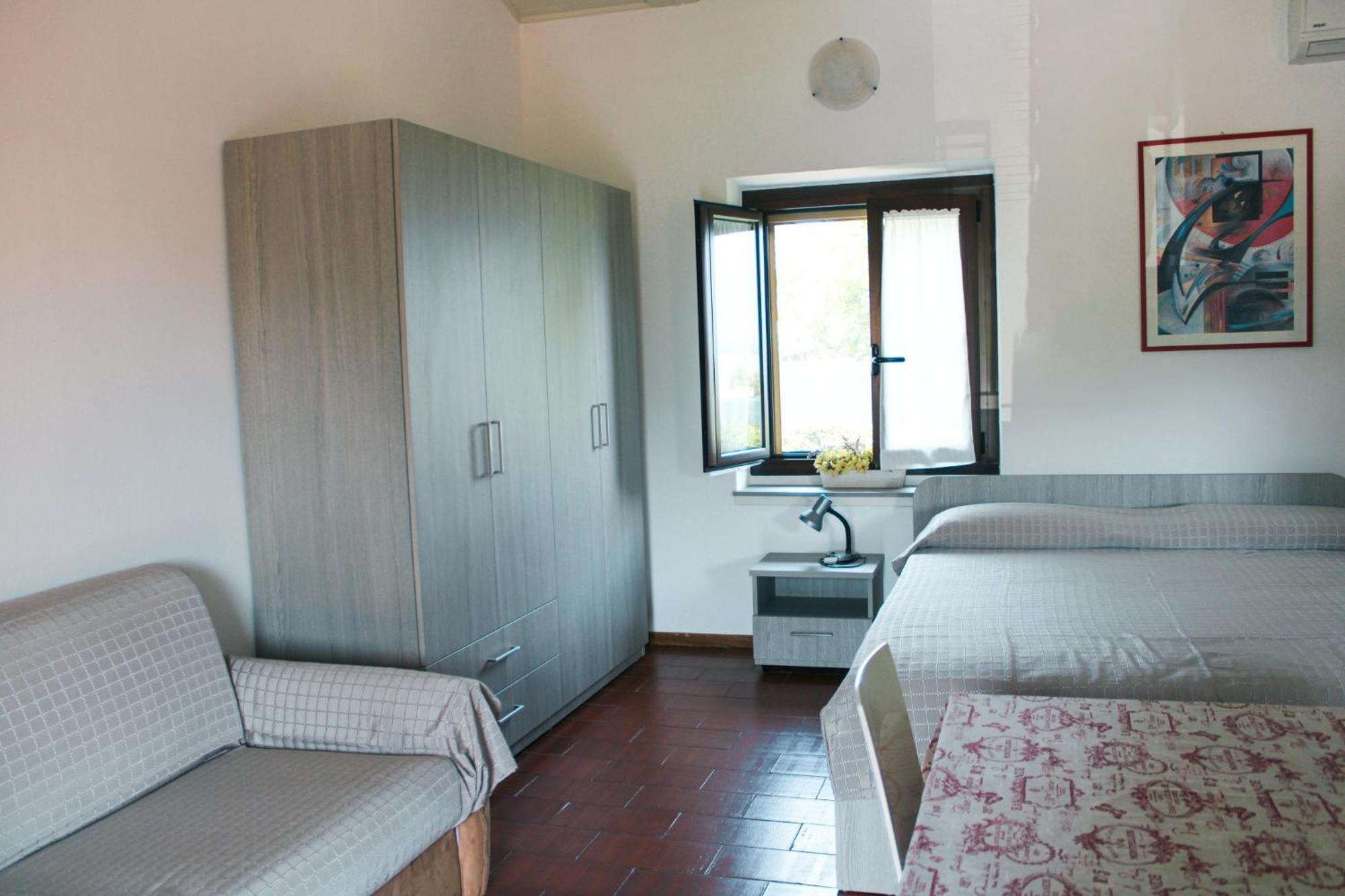 Camping La Rocca Manerba del Garda Ngoại thất bức ảnh